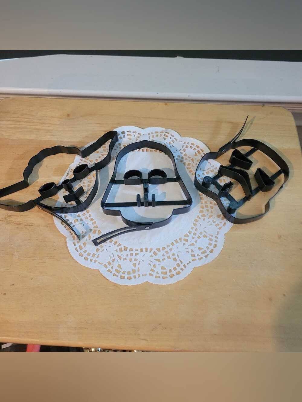 3 Williams Sonoma Star Wars Pancake Molds Yoda Vader Stormtrooper w/ Recipe